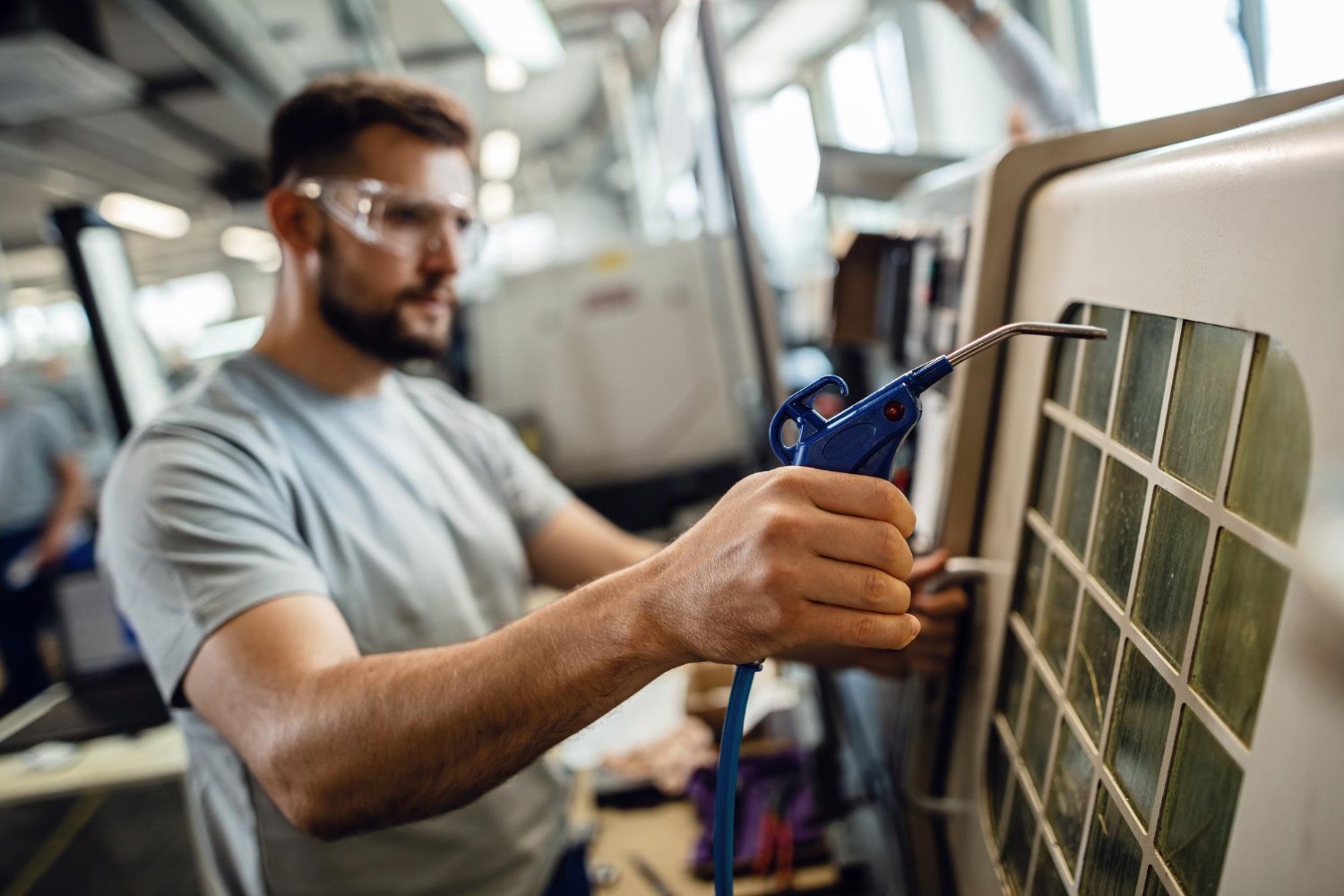 ¿Por qué es importante realizar el mantenimiento preventivo de los equipos de refrigeración?